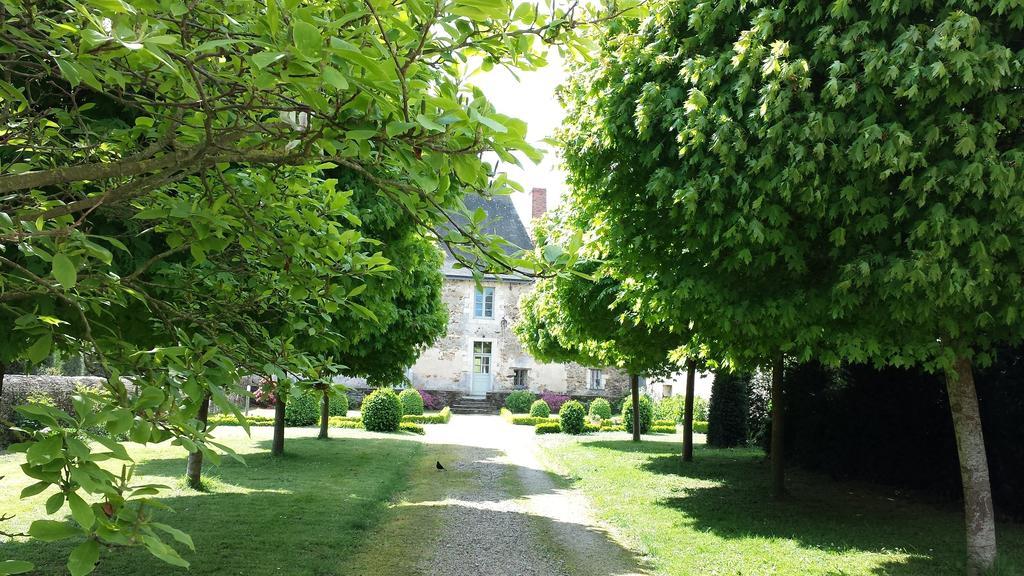 Grange Du Plessis Bed & Breakfast Segré Екстериор снимка