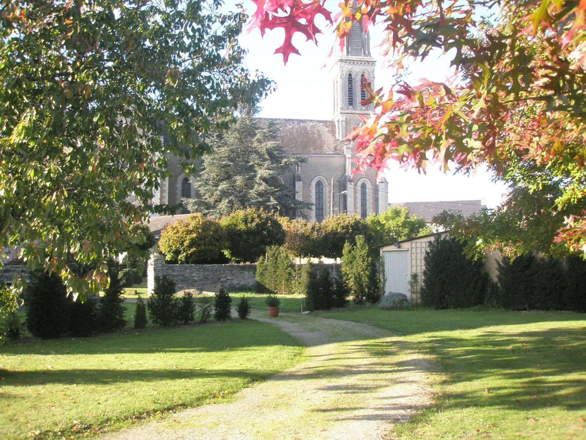 Grange Du Plessis Bed & Breakfast Segré Екстериор снимка