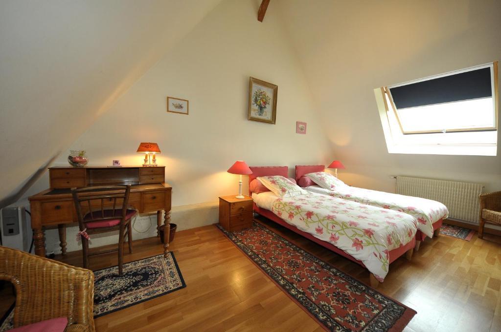 Grange Du Plessis Bed & Breakfast Segré Екстериор снимка